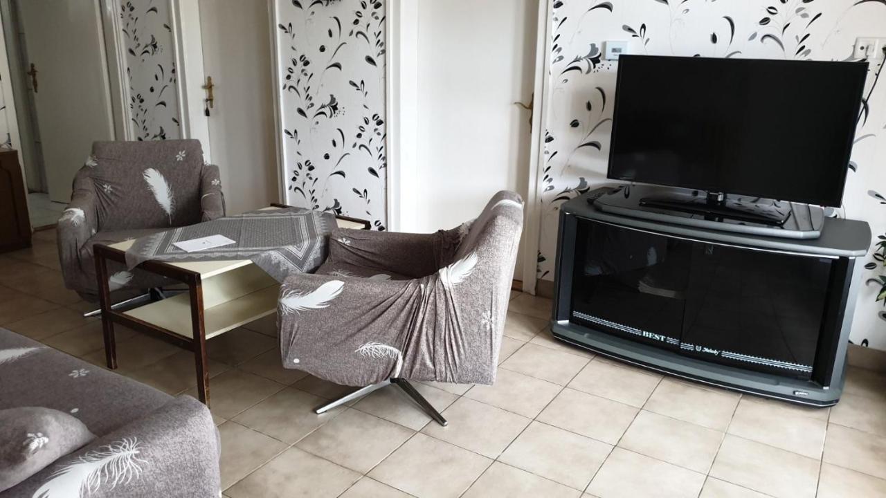 Ilona Apartmanok Balatonboglár Exteriör bild