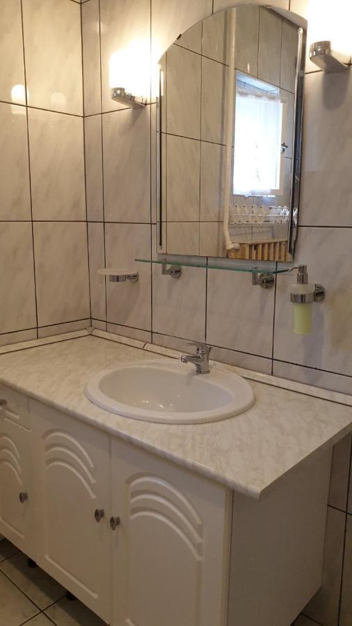Ilona Apartmanok Balatonboglár Exteriör bild