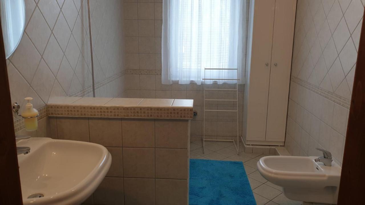 Ilona Apartmanok Balatonboglár Exteriör bild