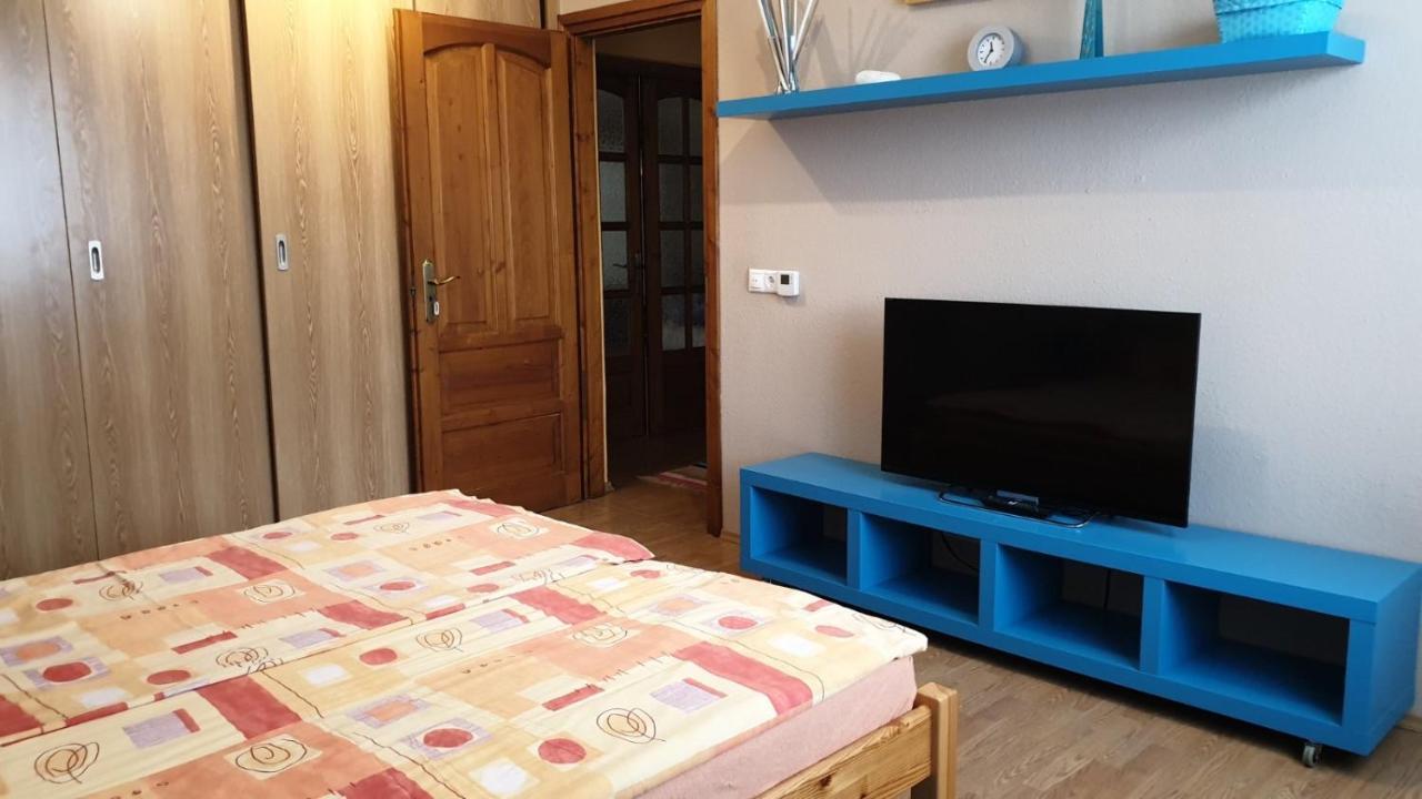 Ilona Apartmanok Balatonboglár Exteriör bild