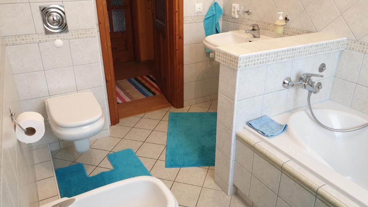 Ilona Apartmanok Balatonboglár Exteriör bild