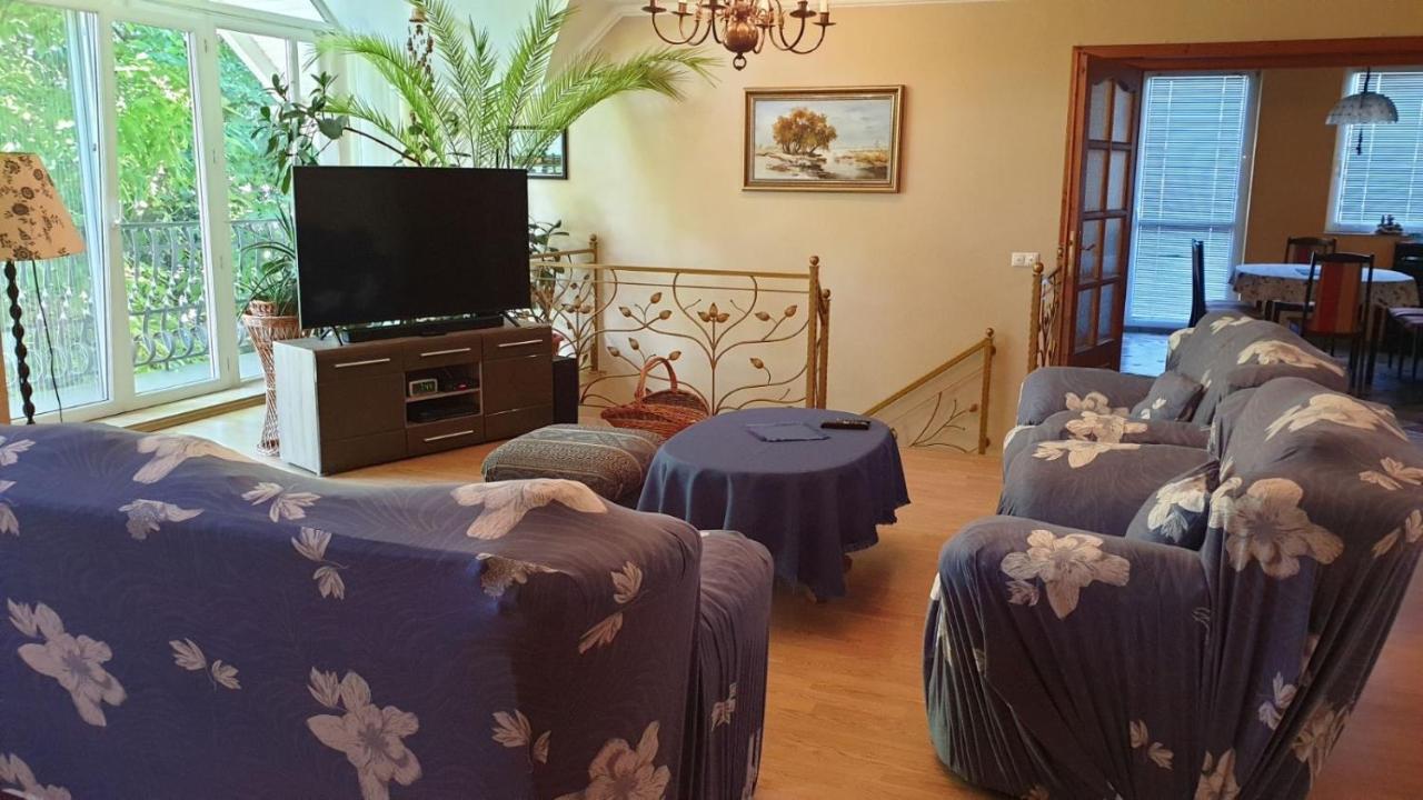 Ilona Apartmanok Balatonboglár Exteriör bild