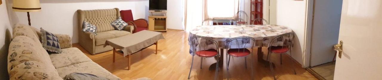 Ilona Apartmanok Balatonboglár Exteriör bild